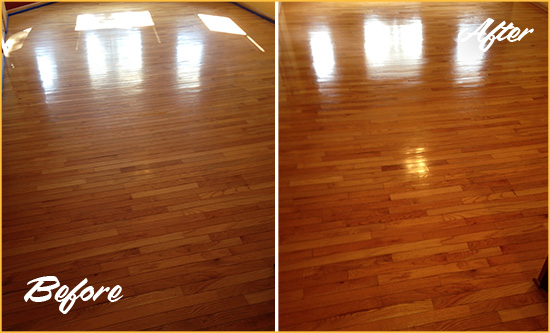 Before and After Picture of a Red Oak Wood Sandless Refinishing Service on a Room Floor to Remove Scratches