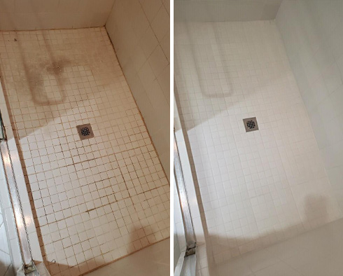 Before and After Picture of a Shower Tile Cleaning Service in Atlanta, Georgia